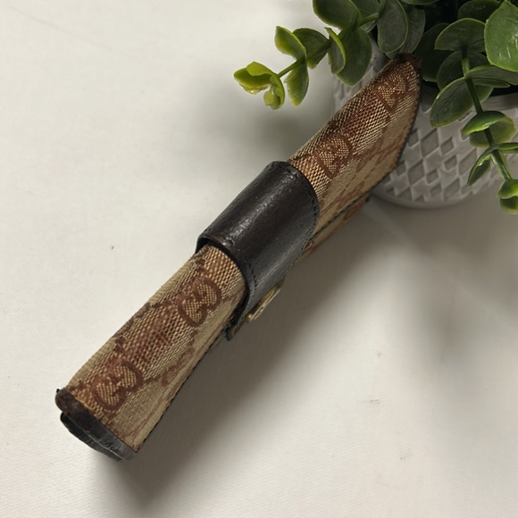 Vintage Gucci Wallet - Picture 6 of 17